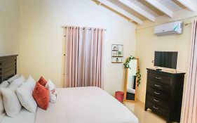 Villas In Draxhall, Pool, Gym, Tennis, Kids Playground
